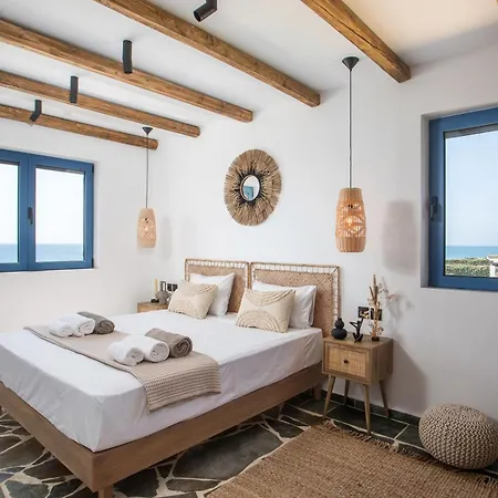 Mare Mio, Beachfront, Newly Rennovated