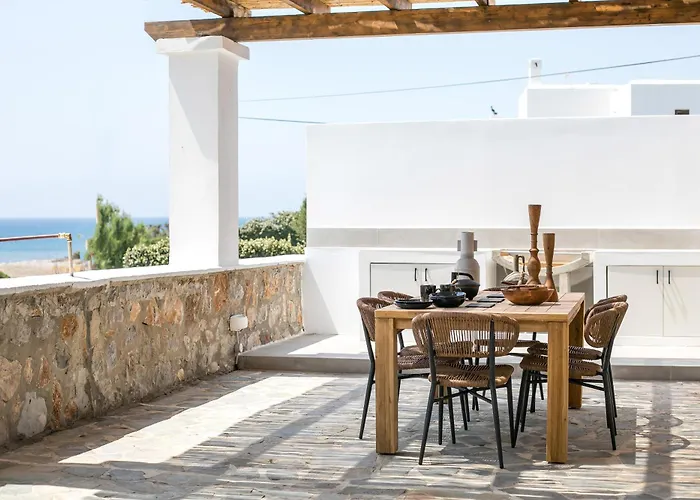 Mare Mio, Beachfront, Newly Rennovated 펜션 라카니아