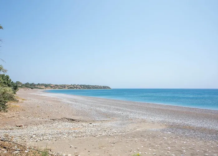 Mare Mio, Beachfront, Newly Rennovated Lahaniá